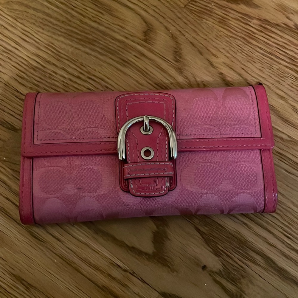 Coach pink wallet